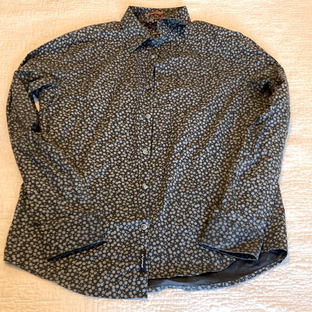 Men’s DENIM & FLOWER long-sleeved button-up.